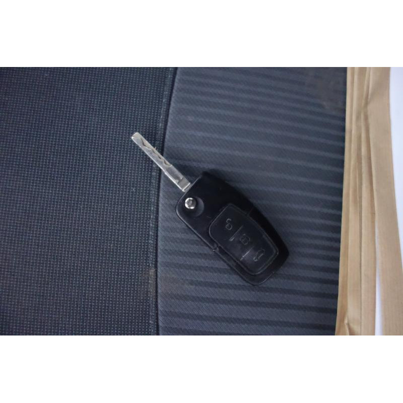 Volant FORD FIESTA 6 Photo n°11