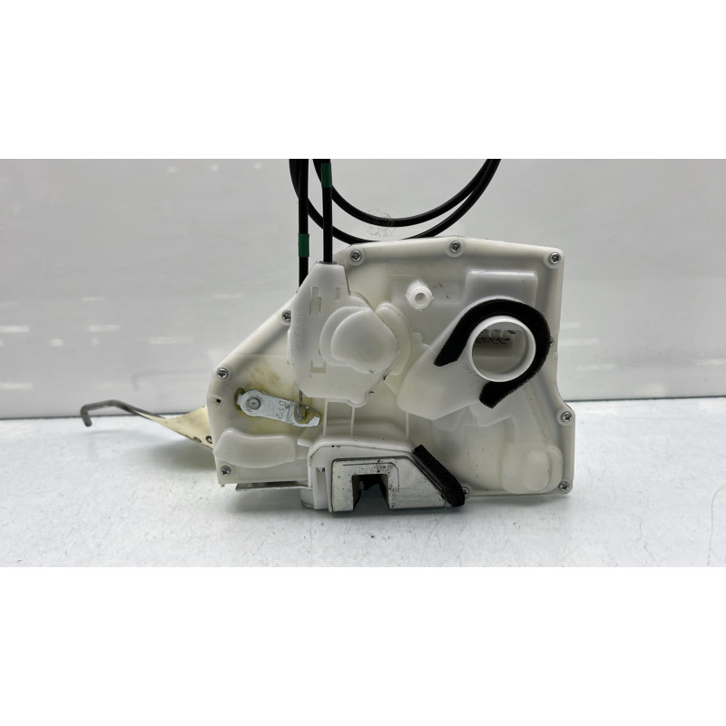 Serrure avant droit OPEL AGILA B Photo n°6