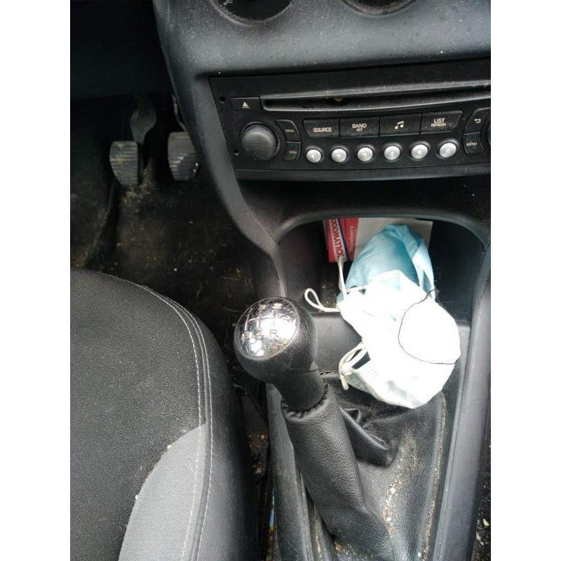Pare boue arriere droit CITROEN C3 2 Photo n°7