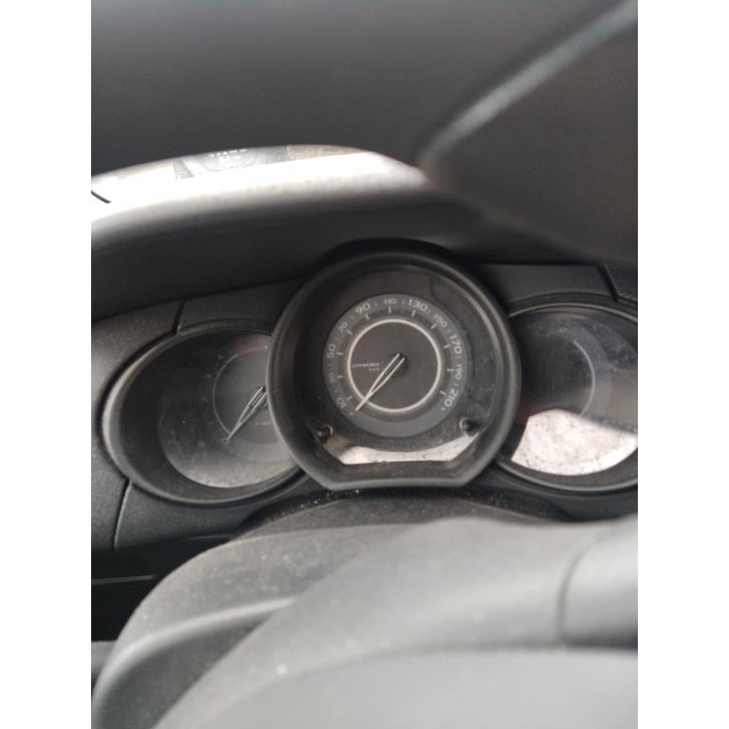 Pare boue arriere droit CITROEN C3 2 Photo n°13