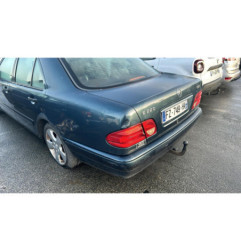 Alternateur MERCEDES CLASSE E 210