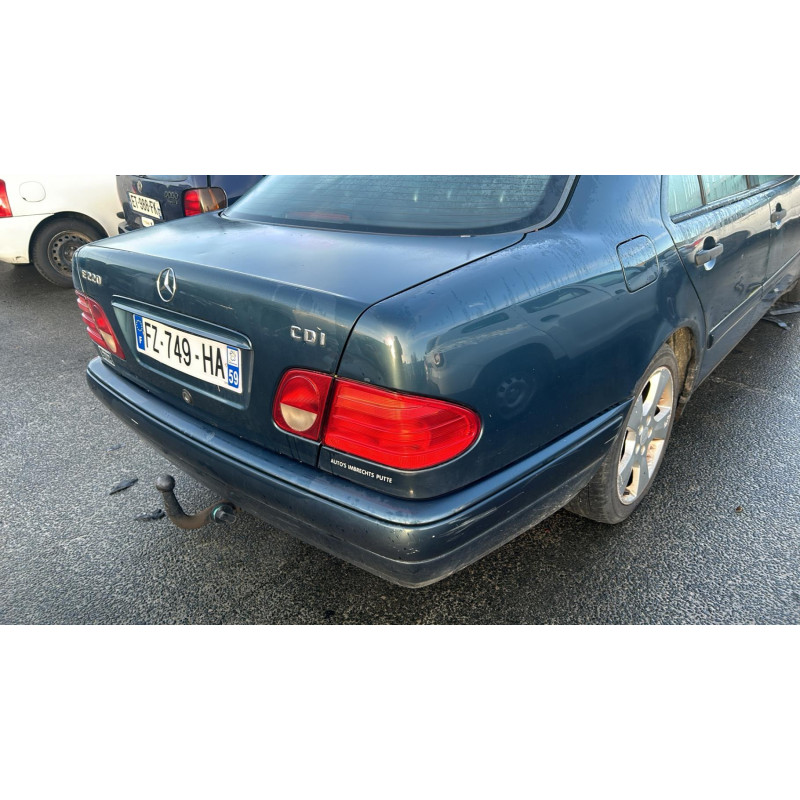 Alternateur MERCEDES CLASSE E 210 Photo n°9