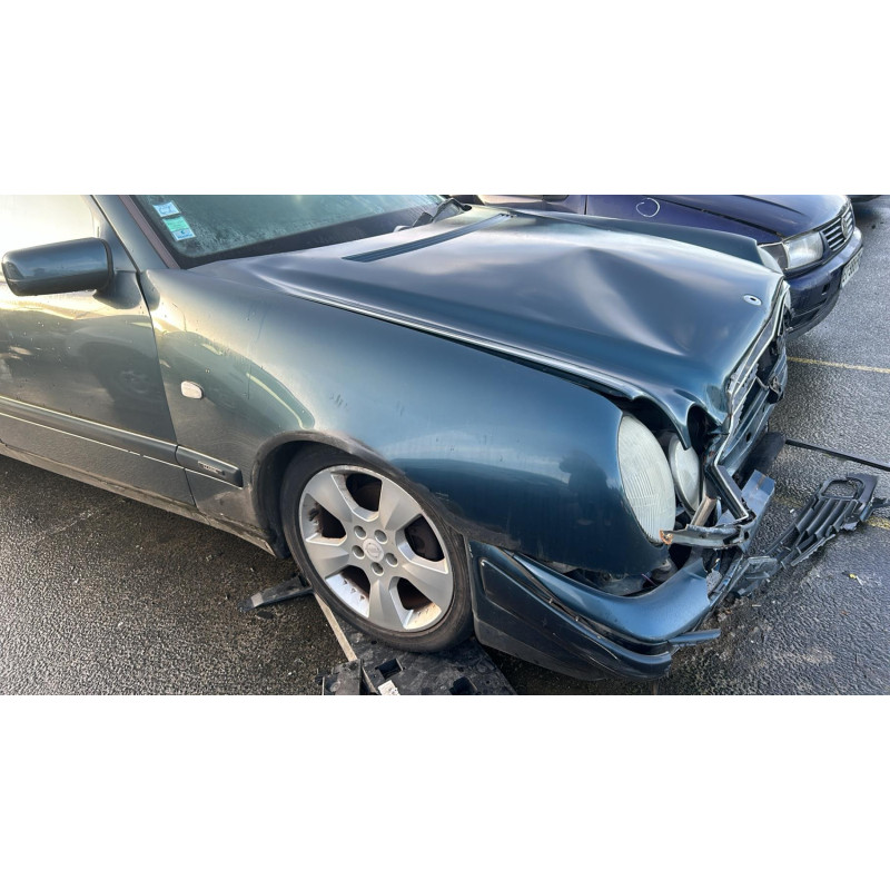 Alternateur MERCEDES CLASSE E 210 Photo n°10