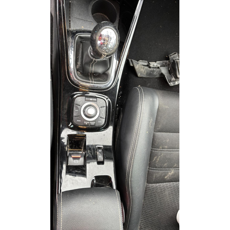 Compresseur clim RENAULT MEGANE 3 Photo n°14