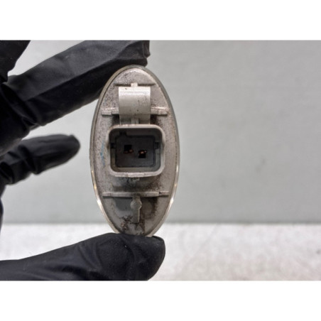 Repetiteur clignotant avant droit  (Feux) PEUGEOT 607