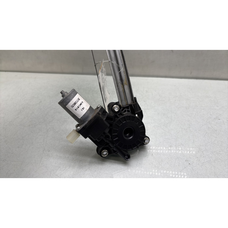 Leve vitre electrique arriere gauche SUZUKI BALENO 2 Photo n°4