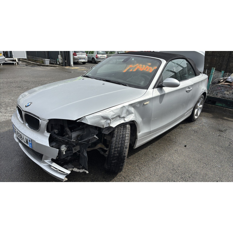 Vitre avant droit BMW SERIE 1 E88 Photo n°16