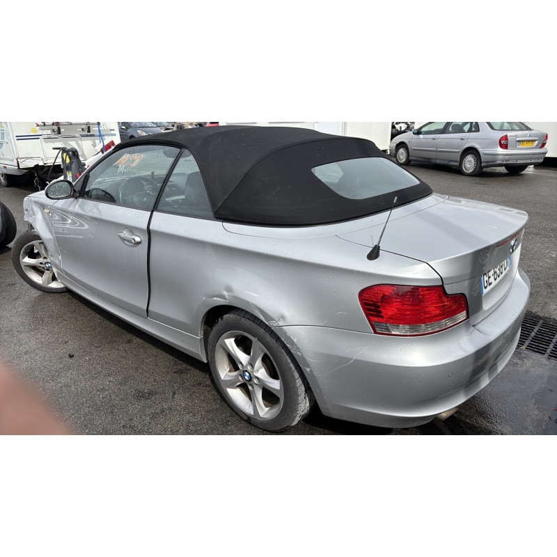 Vitre avant droit BMW SERIE 1 E88 Photo n°19