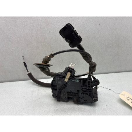 Serrure avant gauche RENAULT CLIO 4