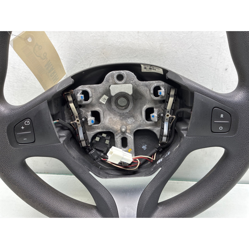 Volant RENAULT CLIO 4 Photo n°3
