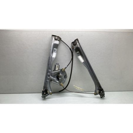 Leve vitre electrique avant droit RENAULT CLIO 3 Photo n°1
