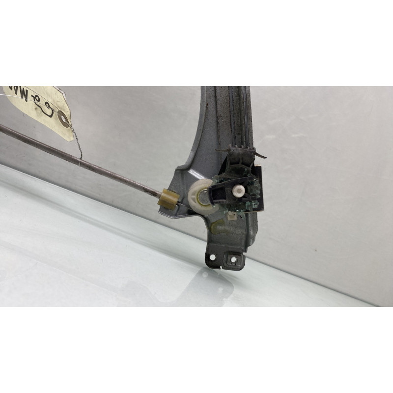 Leve vitre electrique avant droit RENAULT CLIO 3 Photo n°2
