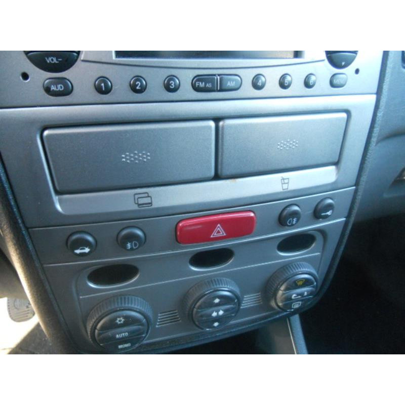 Pretensionneur de ceinture avant gauche ALFA ROMEO 147 Photo n°10