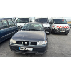 Bouton de coffre SEAT IBIZA 2