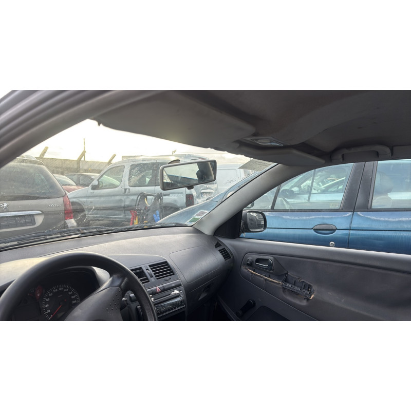 Bouton de coffre SEAT IBIZA 2 Photo n°17