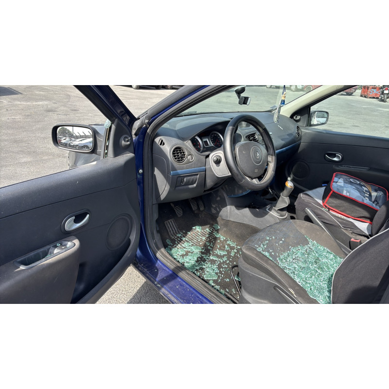 Boitier UCH RENAULT CLIO 3 Photo n°16