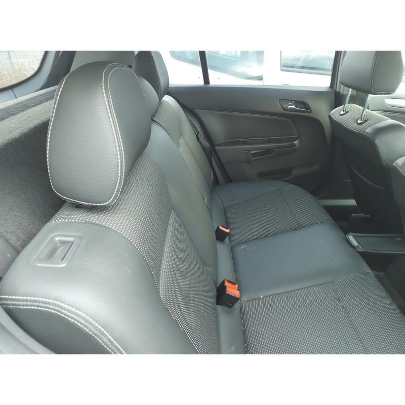 Alternateur OPEL ASTRA H Photo n°4