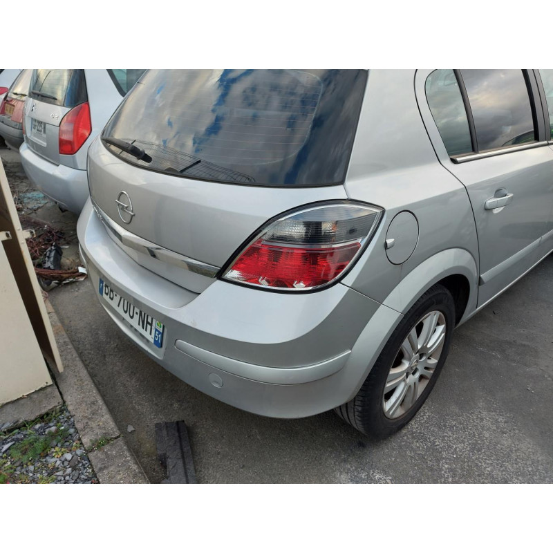 Alternateur OPEL ASTRA H Photo n°9