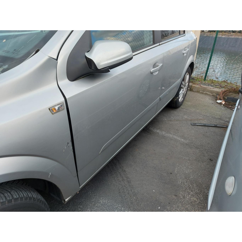 Alternateur OPEL ASTRA H Photo n°11