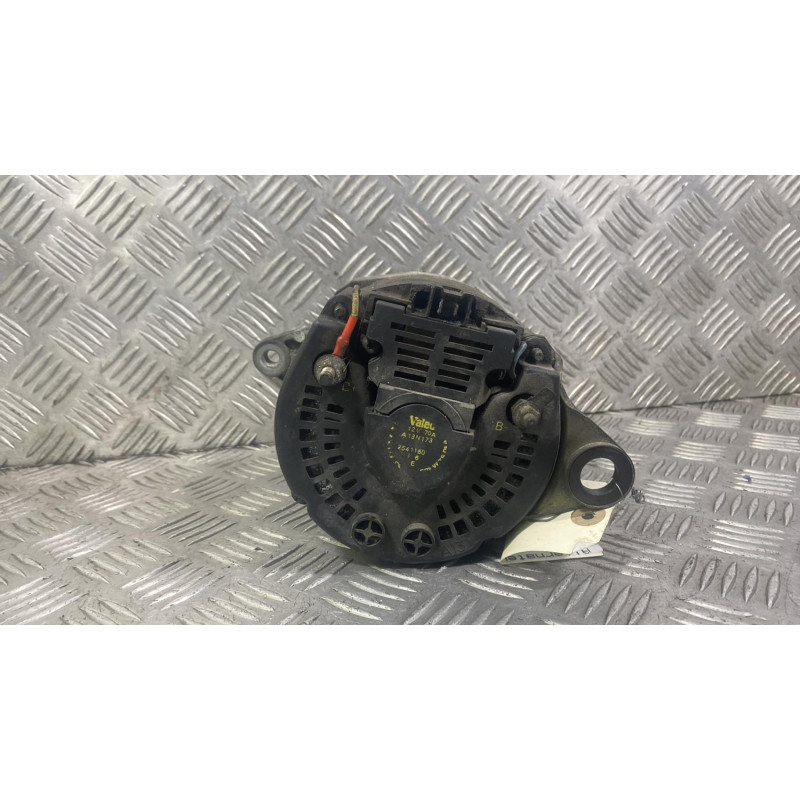 Alternateur RENAULT TRAFIC 1 Photo n°1