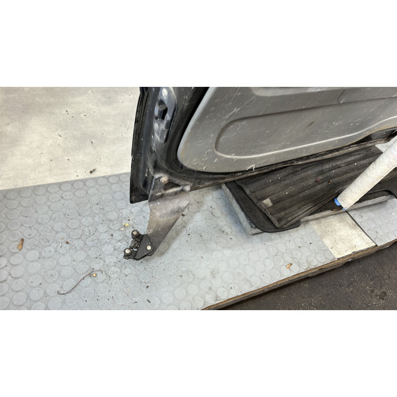 Porte laterale droit RENAULT TRAFIC 2 Photo n°10
