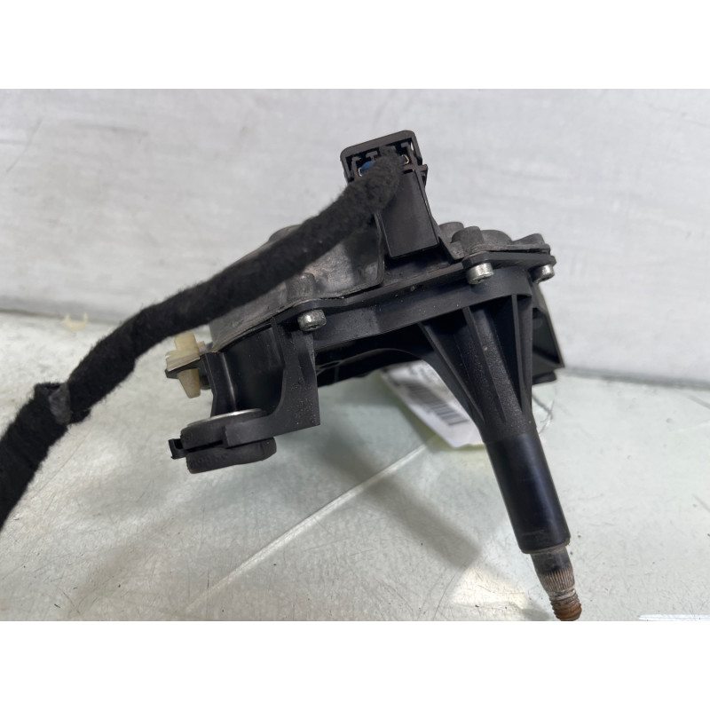 Moteur essuie glace arriere OPEL CORSA C Photo n°3