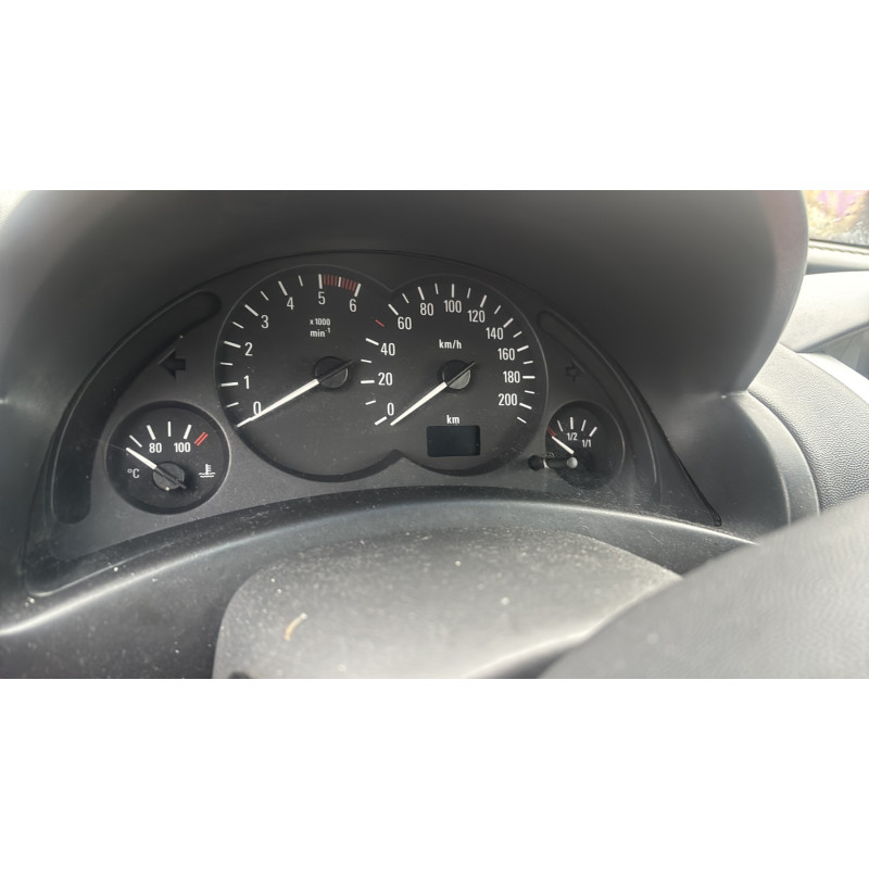 Moteur essuie glace arriere OPEL CORSA C Photo n°19