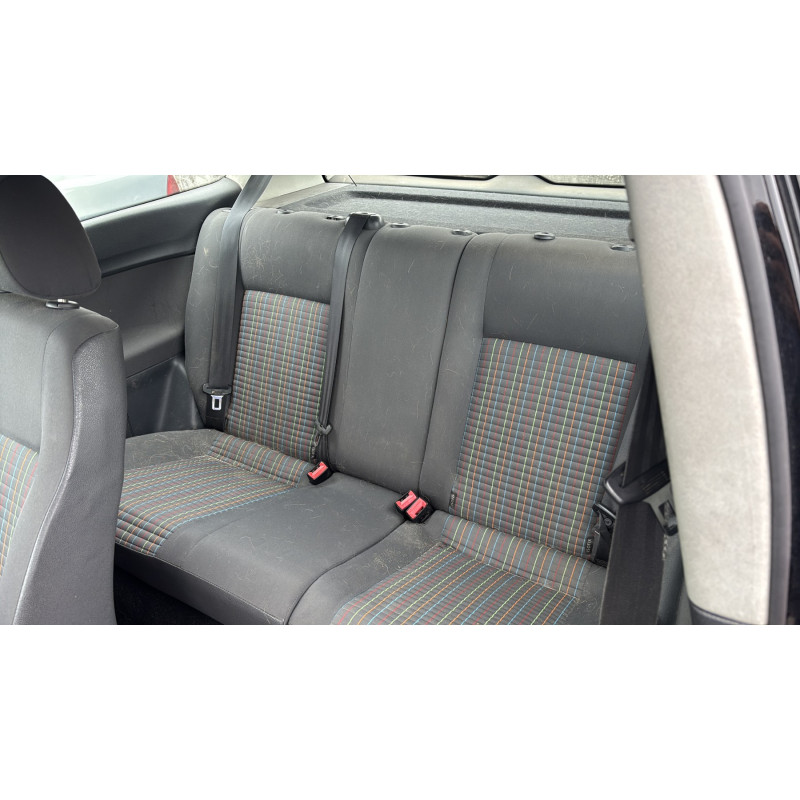 Custode arriere droit VOLKSWAGEN POLO 4 Photo n°17