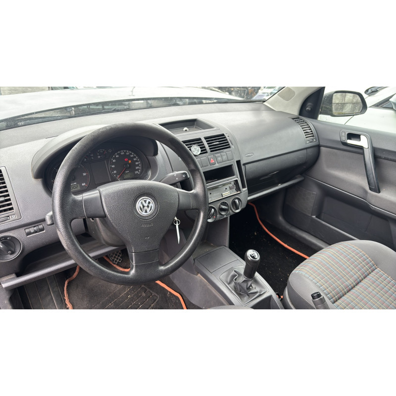Custode arriere droit VOLKSWAGEN POLO 4 Photo n°19