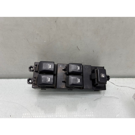 Interrupteur de leve vitre avant gauche KIA CEE-D 2 SPORT WAGON Photo n°1