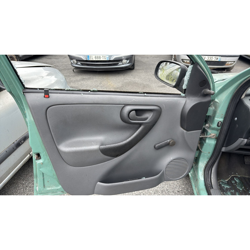 Serrure avant droit OPEL CORSA C Photo n°13