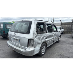 Serrure avant gauche KIA CARNIVAL 1
