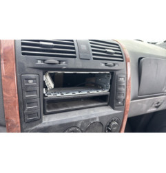 Serrure avant gauche KIA CARNIVAL 1