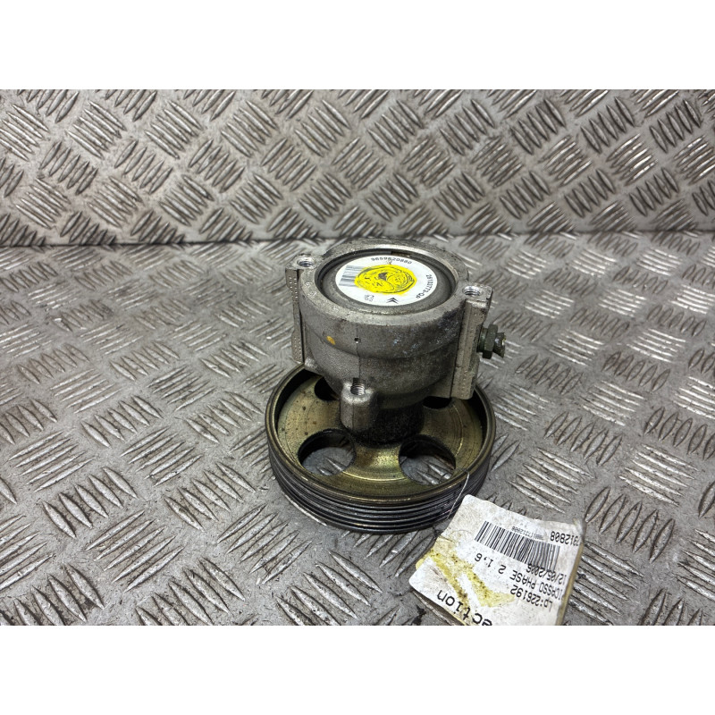 Pompe de direction CITROEN XSARA PICASSO Photo n°2