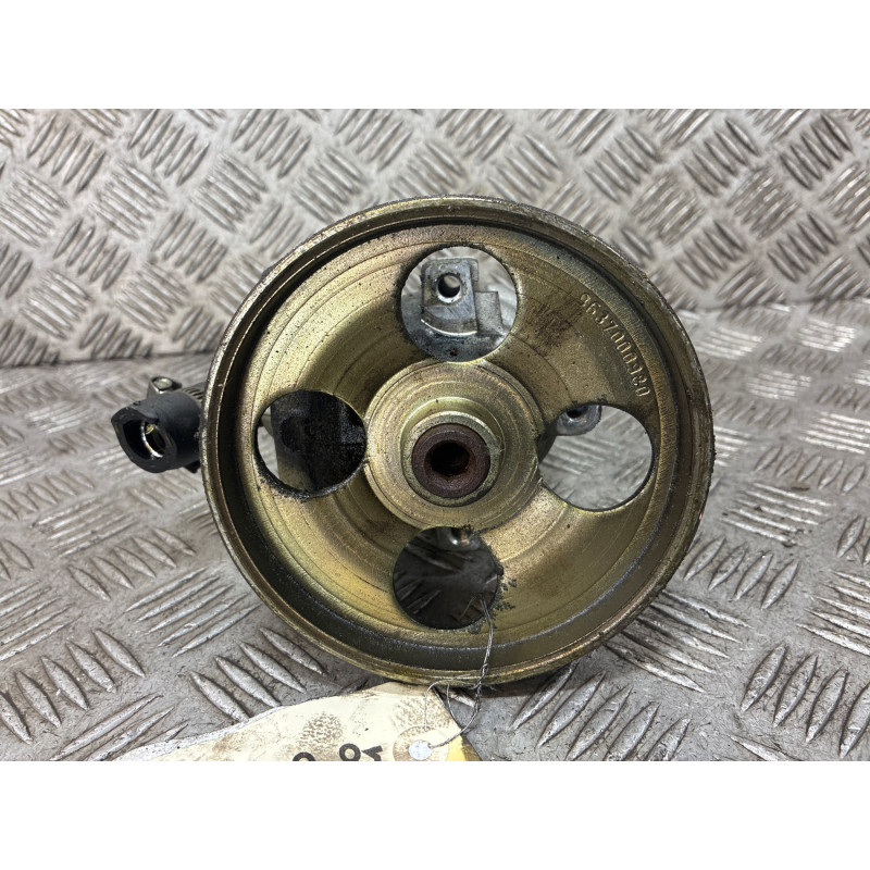Pompe de direction CITROEN XSARA PICASSO Photo n°3
