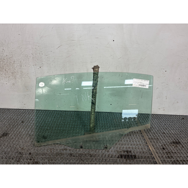 Vitre arriere gauche CITROEN C4 1 Photo n°3