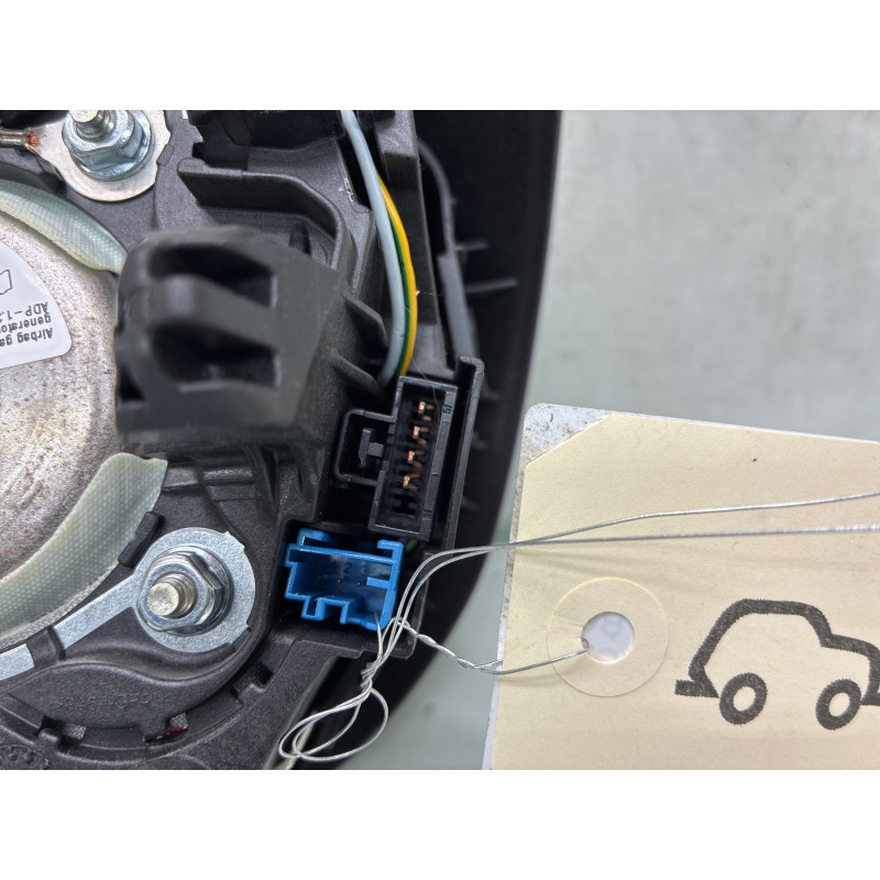 Air bag conducteur PEUGEOT 308 2 Photo n°3