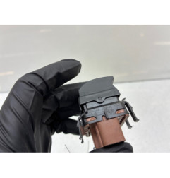 Interrupteur de leve vitre avant gauche RENAULT CLIO 3