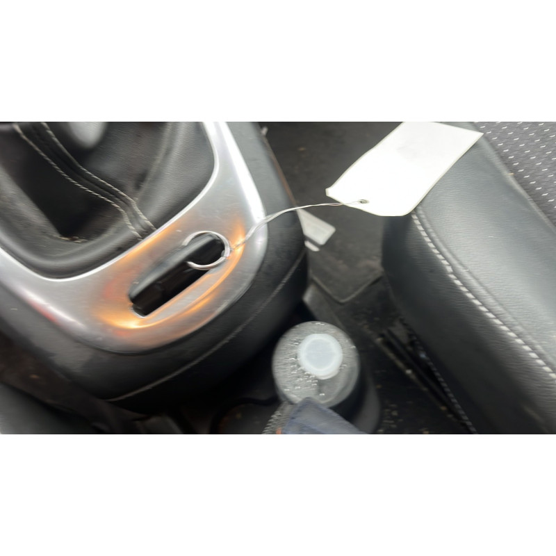 Vitre avant gauche RENAULT SCENIC 3 Photo n°3