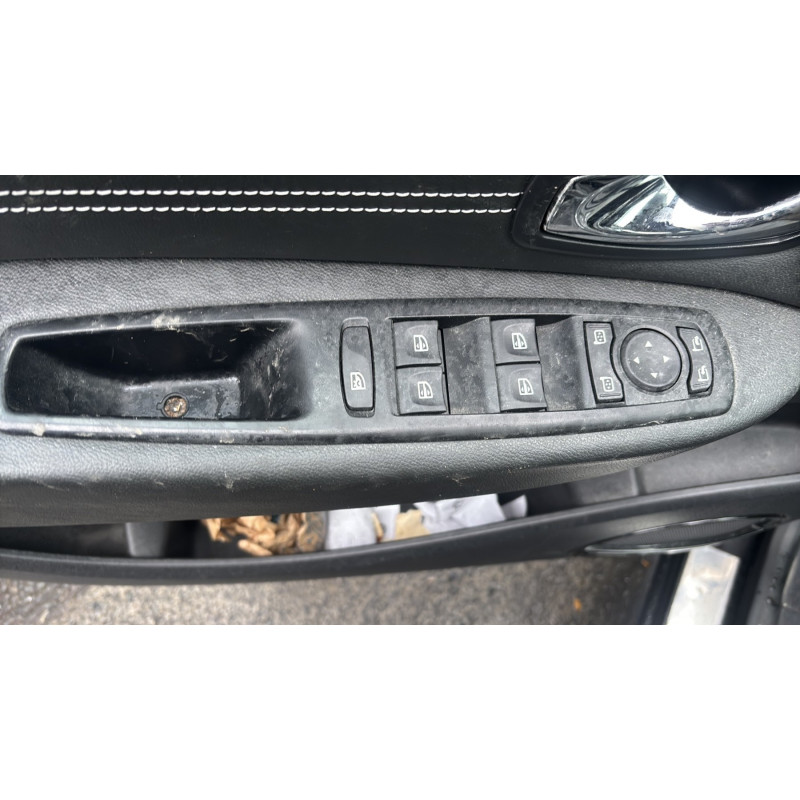 Vitre avant gauche RENAULT SCENIC 3 Photo n°4