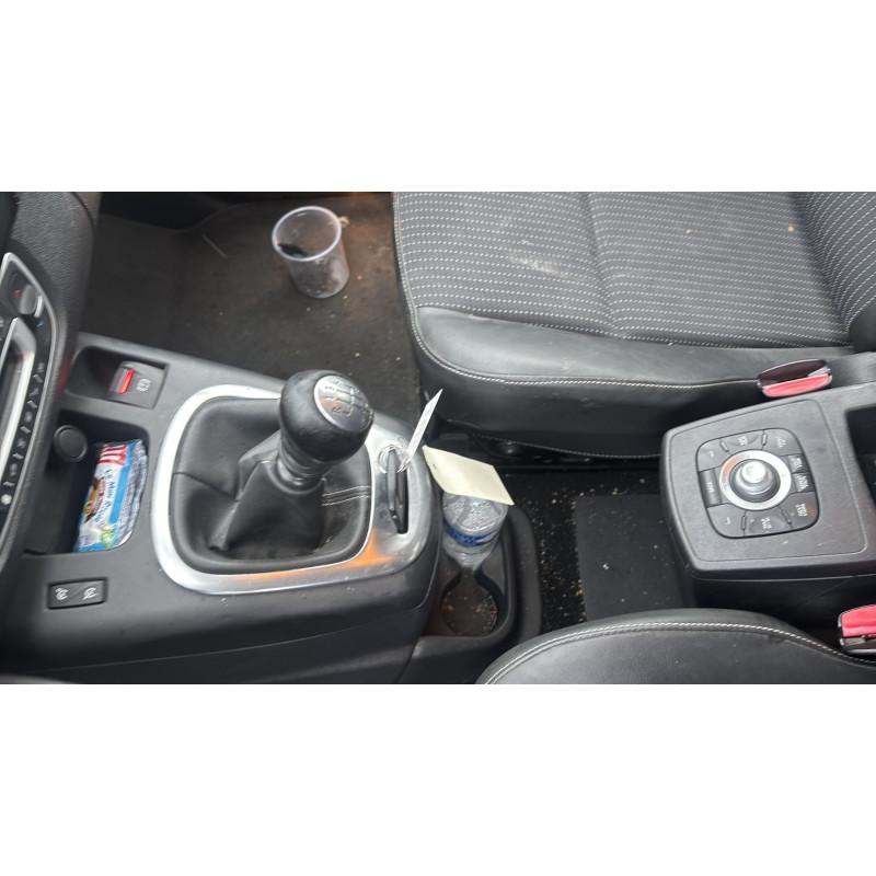 Vitre avant gauche RENAULT SCENIC 3 Photo n°5