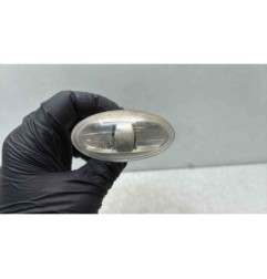 Repetiteur clignotant avant droit  (Feux) PEUGEOT 407