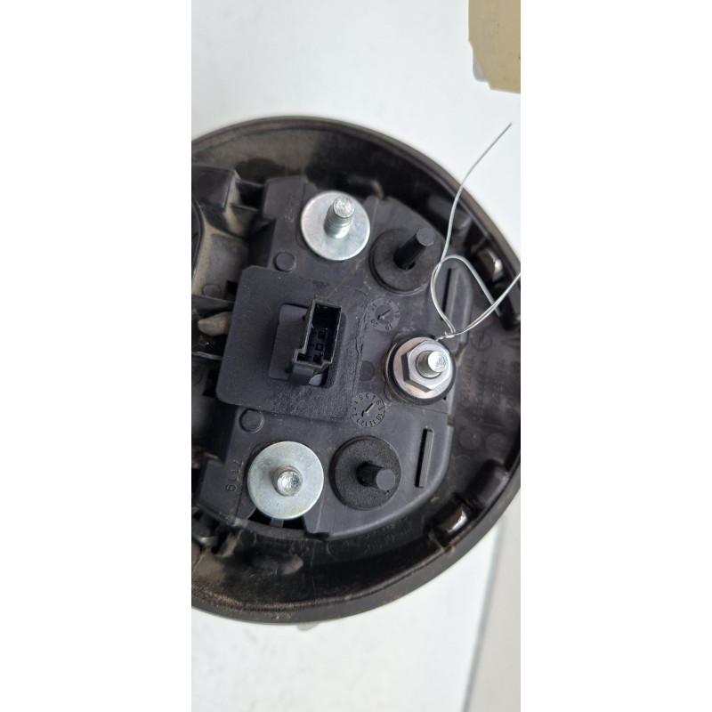 Bouton de coffre OPEL CORSA F Photo n°2