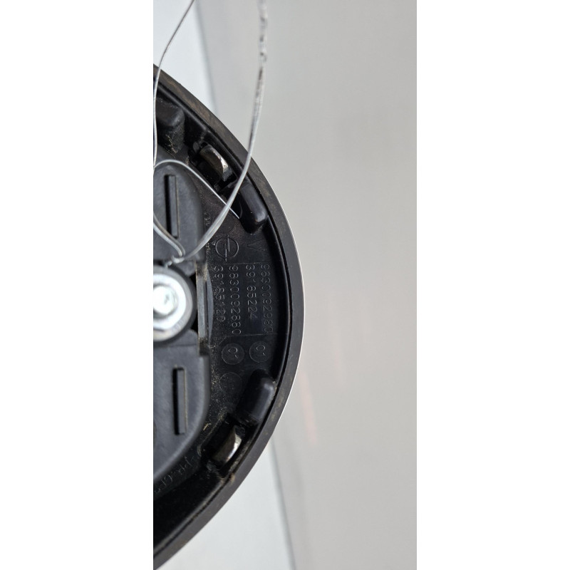 Bouton de coffre OPEL CORSA F Photo n°4