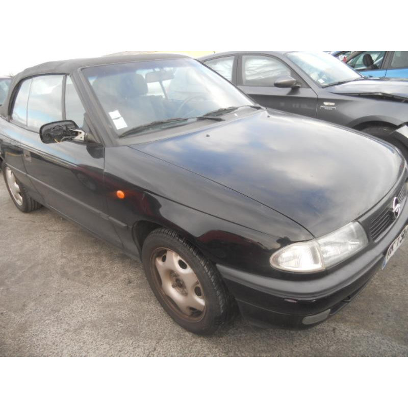 Vitre avant droit OPEL ASTRA F Photo n°7
