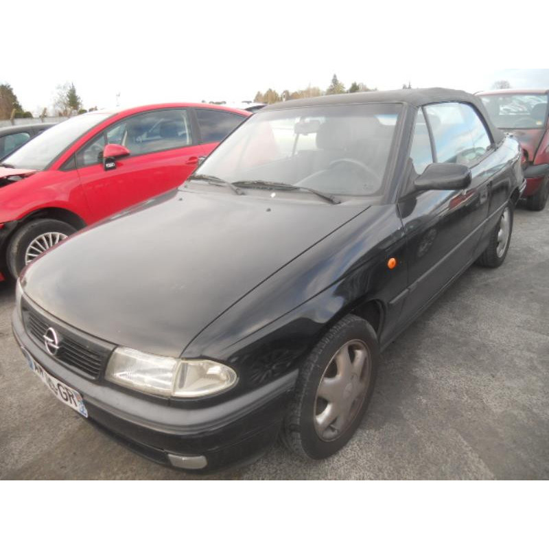Vitre avant droit OPEL ASTRA F Photo n°10