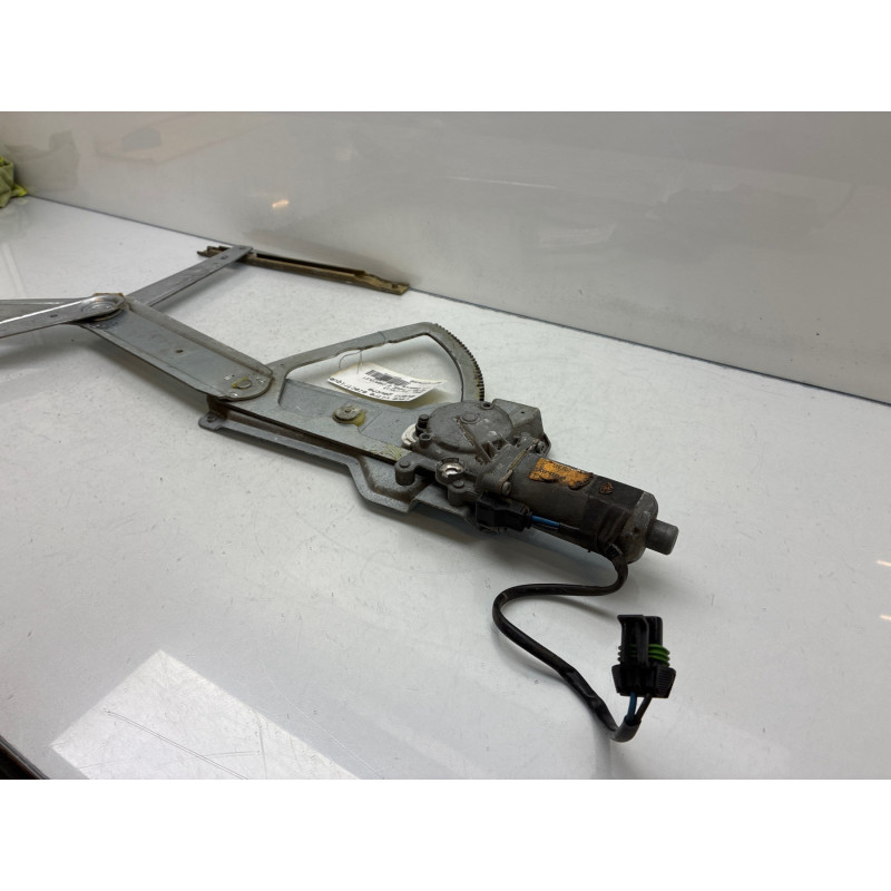 Leve vitre electrique avant gauche OPEL ASTRA F Photo n°5