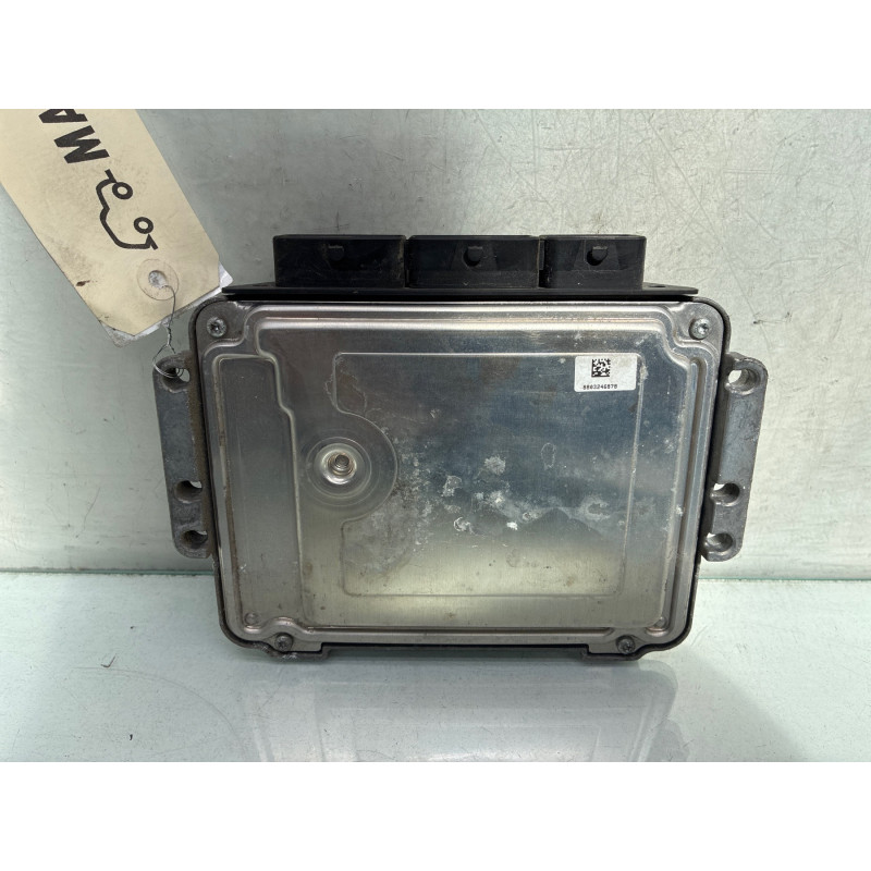 Calculateur moteur OPEL VIVARO 1 Photo n°4