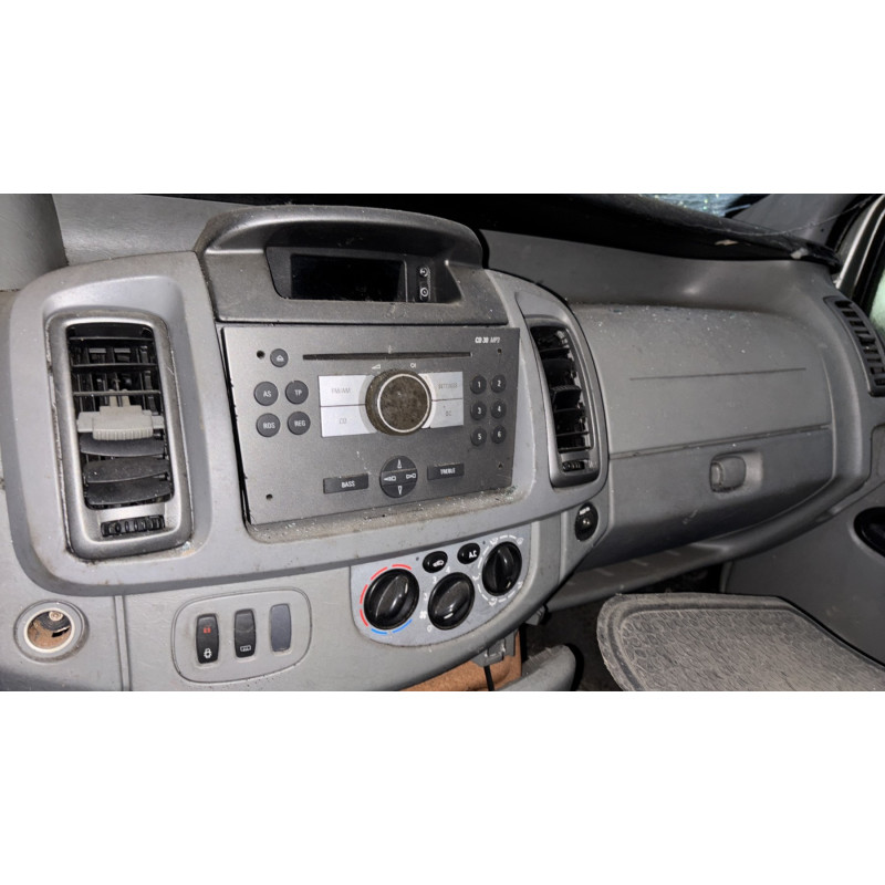 Calculateur moteur OPEL VIVARO 1 Photo n°10
