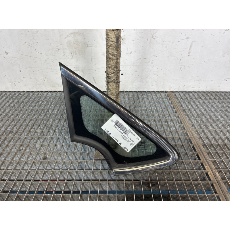 Custode avant droit KIA CEE-D 2 SPORT WAGON Photo n°1